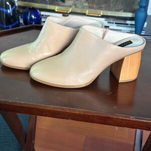 Sanctuary Beige Leather Mules